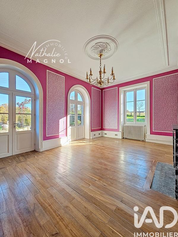 Maison - 197 m² - 8 pièces