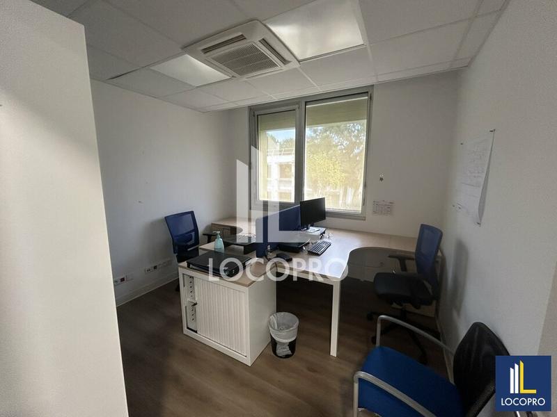 Local d'activité / Entrepôt - 633 m²
