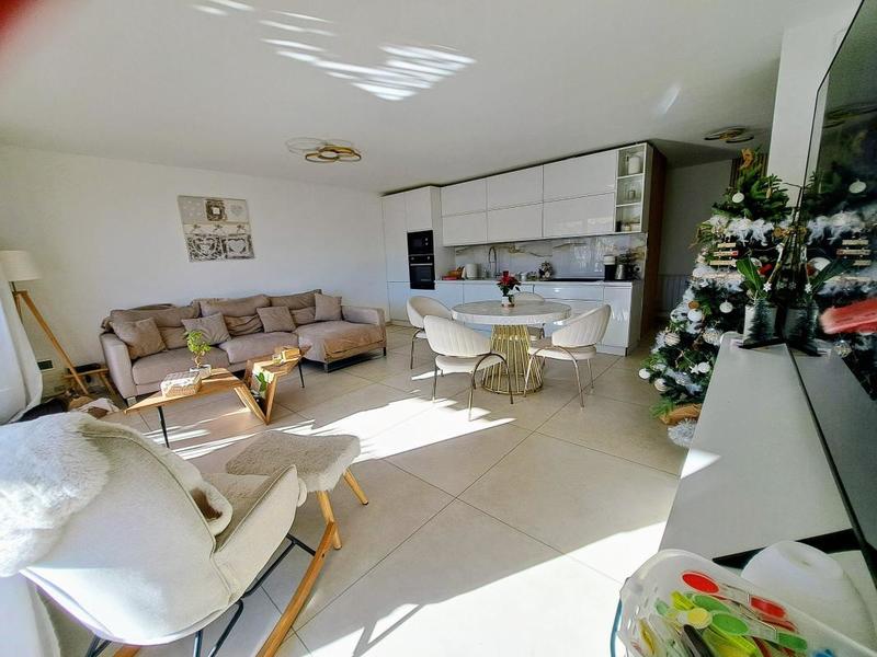 Appartement - 62 m² - 3 pièces