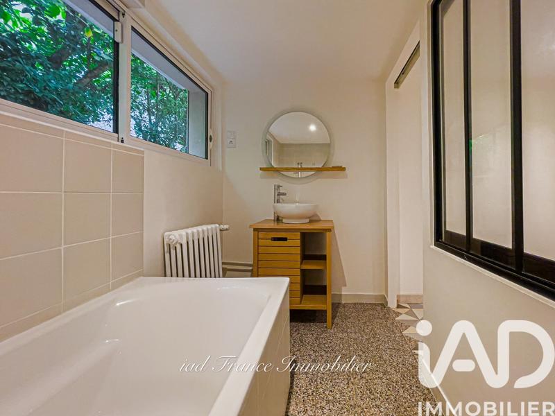 Maison - 264 m² - 8 pièces