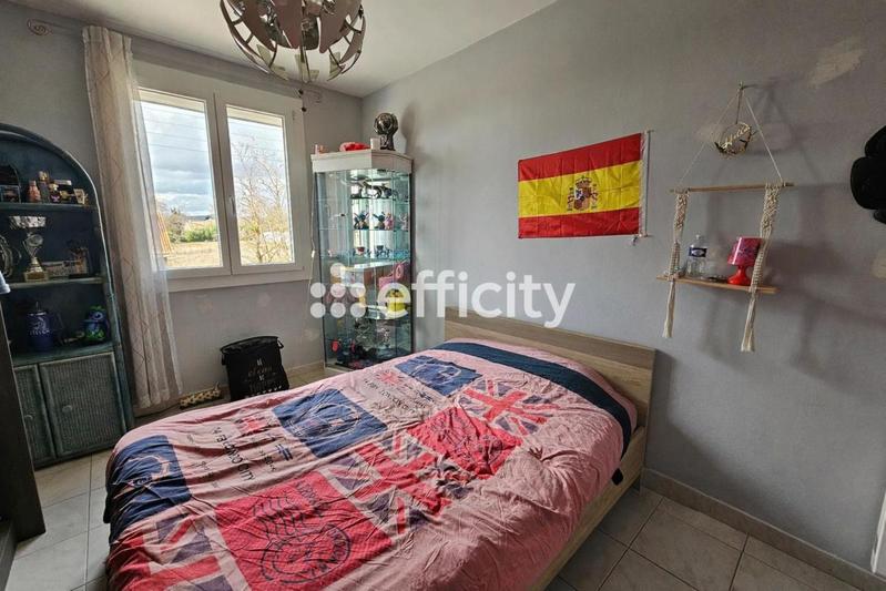 Appartement - 85 m² - 5 pièces