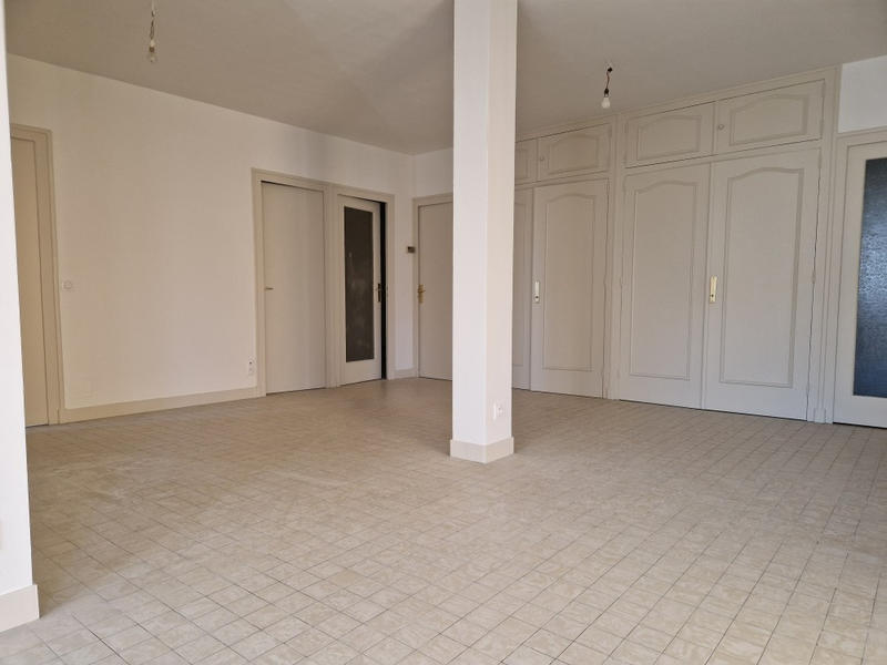 Appartement - 105 m² - 4 pièces