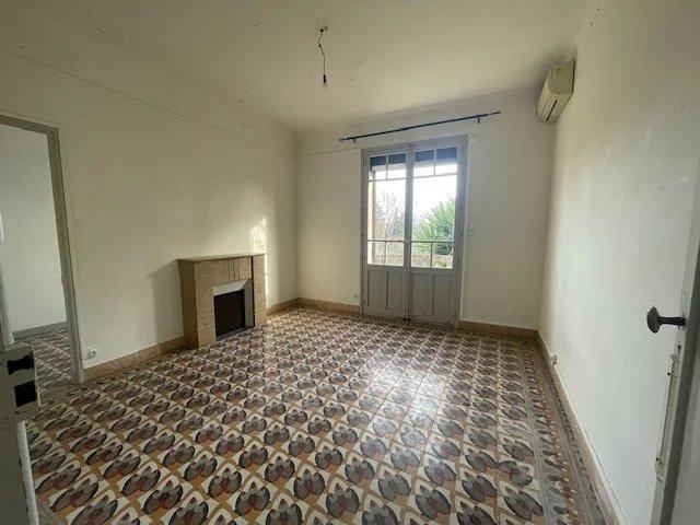 Maison - 195 m² - 9 pièces