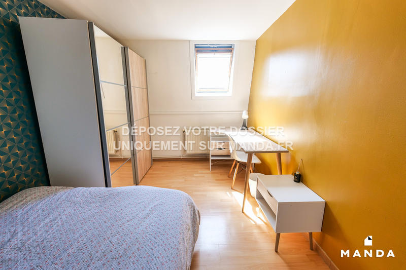 Chambre - 14 m² - 7 pièces