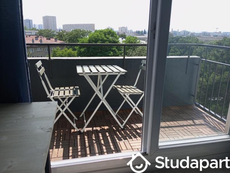 Chambre - 11 m² - 1 pièce