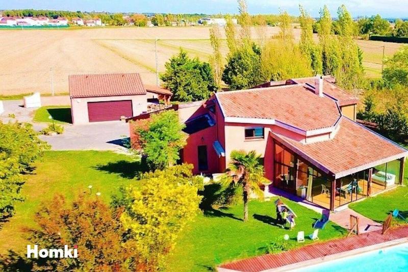 Maison d'architecte - 234 m² - 9 pièces