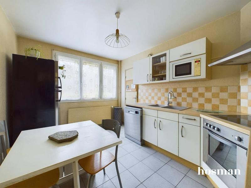 Appartement - 79 m² - 4 pièces