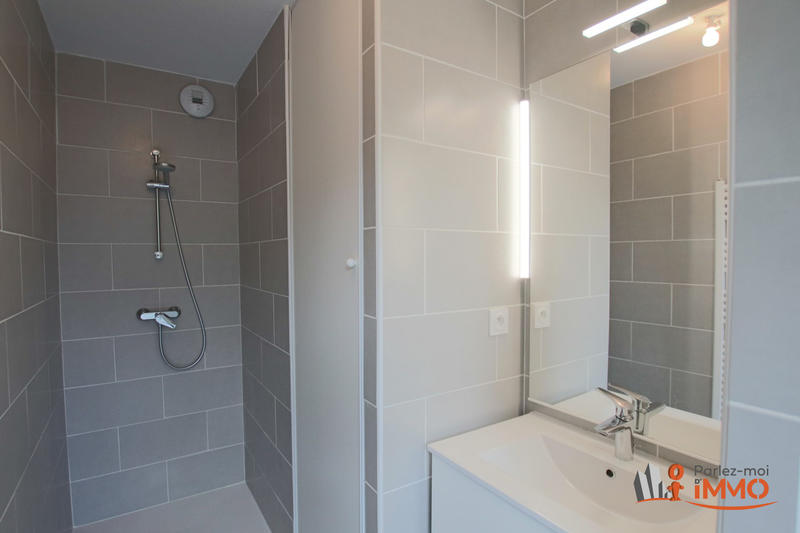 Appartement - 84 m² - 4 pièces