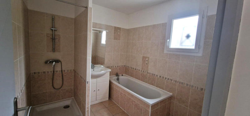 Maison - 83 m² - 4 pièces