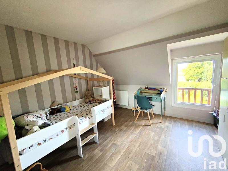 Maison - 180 m² - 7 pièces