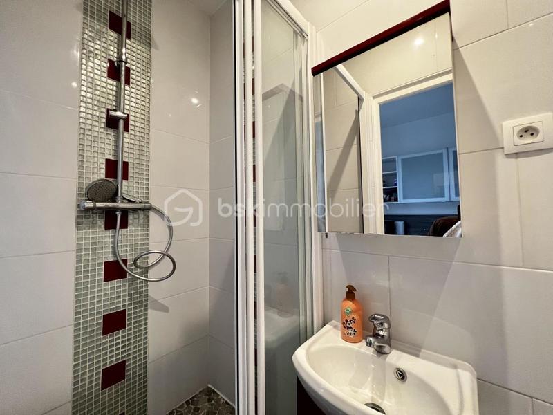 Immeuble - 134 m² - 8 pièces