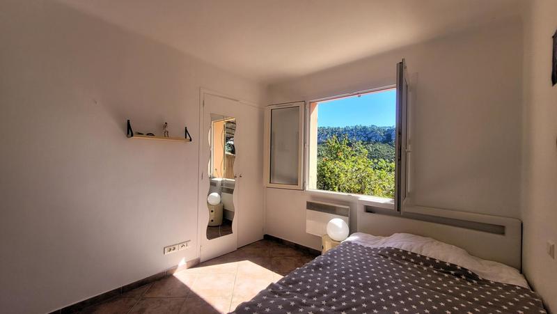 Appartement - 86 m² - 4 pièces