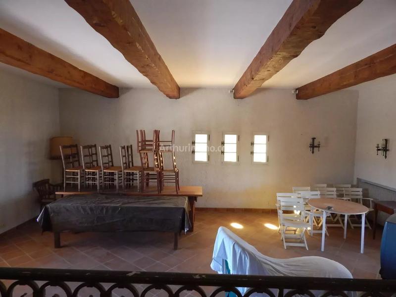 Maison - 225 m² - 7 pièces