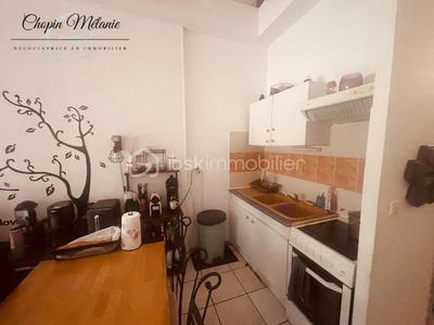 Appartement - 70 m² - 4 pièces