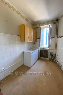 Appartement - 110 m² - 4 pièces