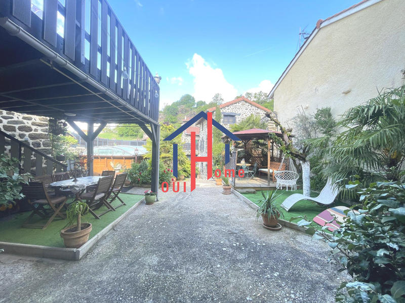 Maison ancienne - 207 m² - 10 pièces