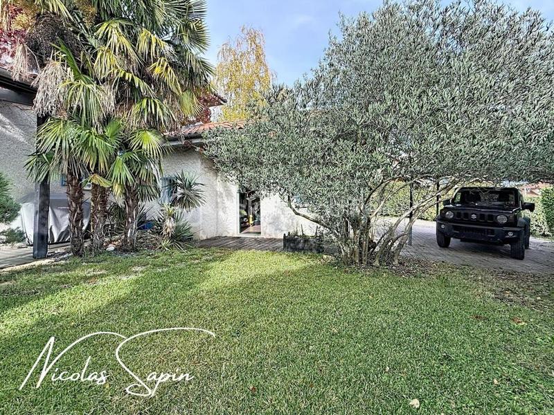 Maison - 152 m² - 6 pièces