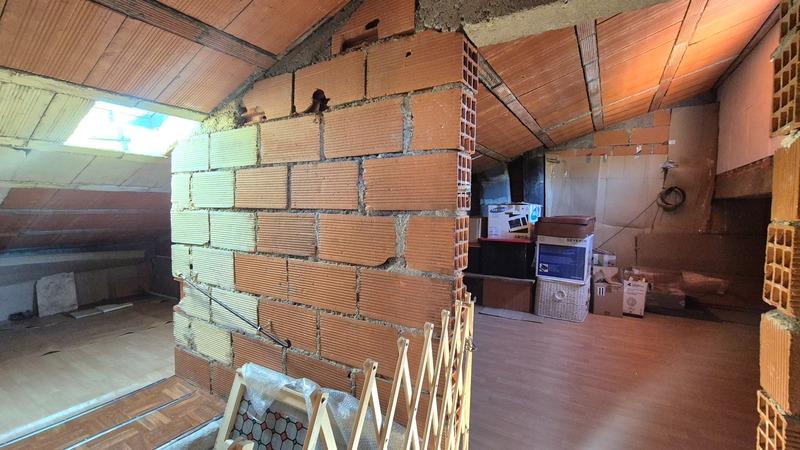 Maison - 121 m² - 7 pièces