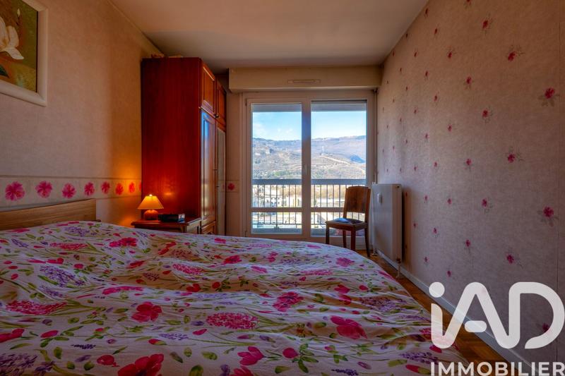 Appartement - 123 m² - 7 pièces