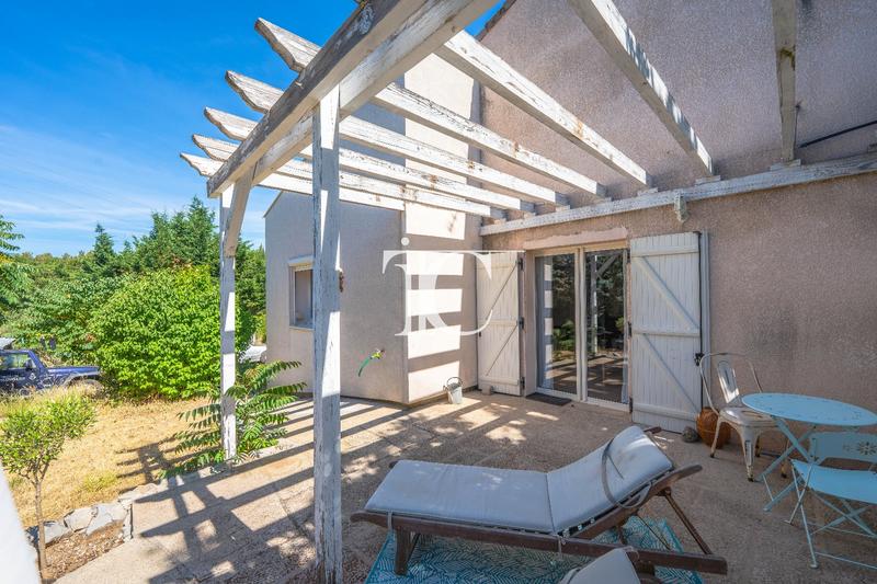 Maison - 111 m² - 4 pièces