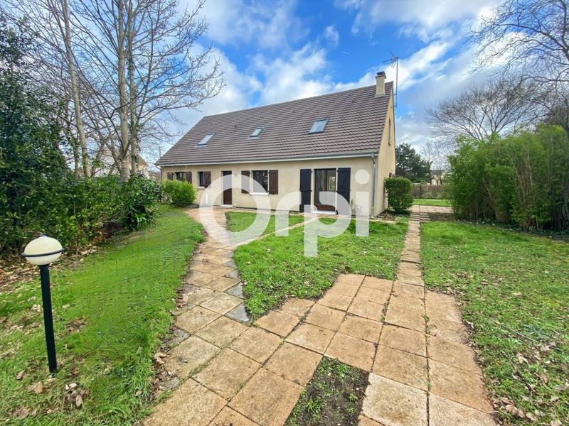 Maison - 176 m² - 8 pièces