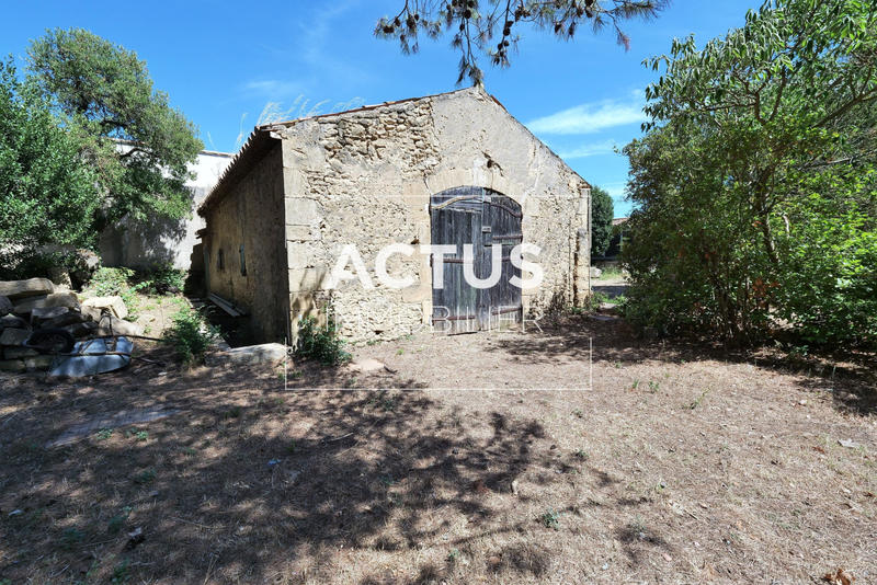 Maison - 237 m² - 8 pièces