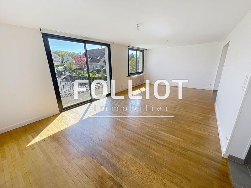 Maison - 102 m² - 7 pièces