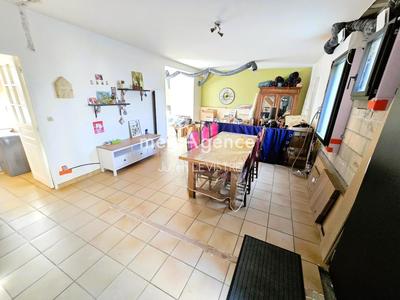 Maison - 190 m² - 7 pièces