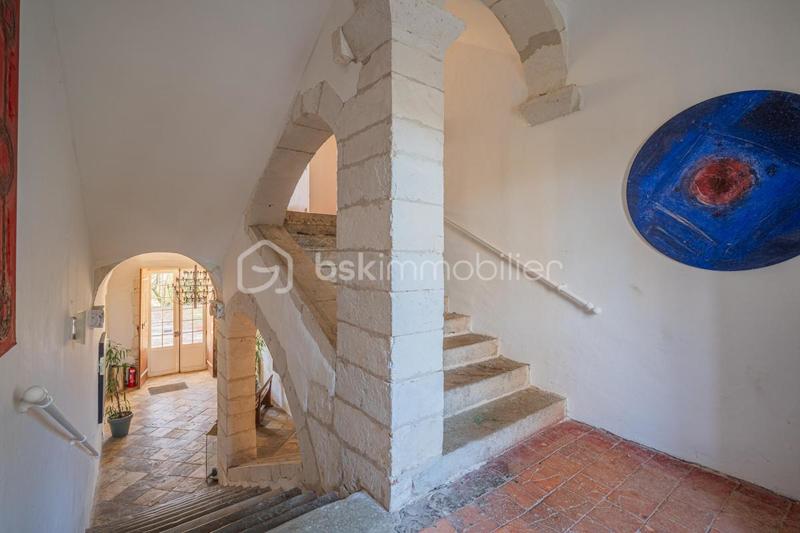 Château - 880 m² - 16 pièces