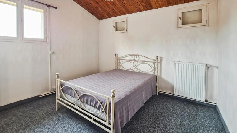 Maison - 268 m² - 10 pièces