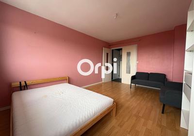 Appartement - 81 m² - 3 pièces