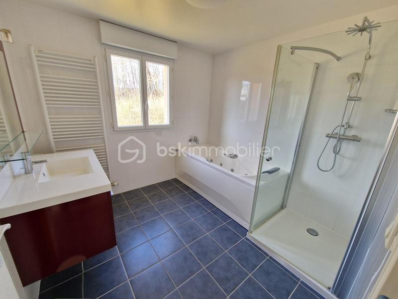 Maison de village - 240 m² - 9 pièces