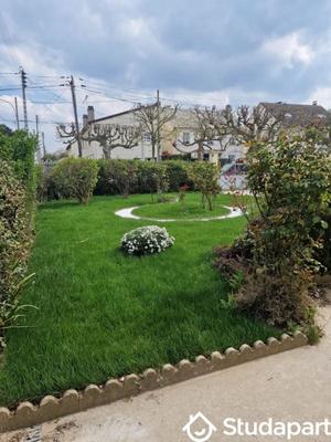 Chambre - 11 m² - 1 pièce