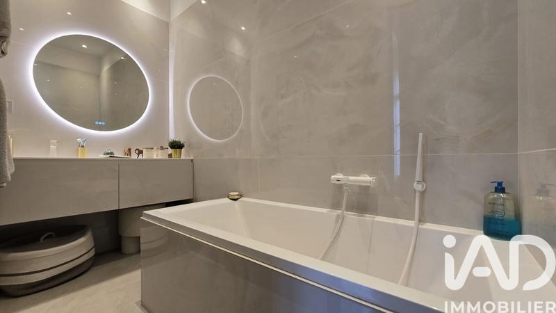 Appartement - 122 m² - 5 pièces