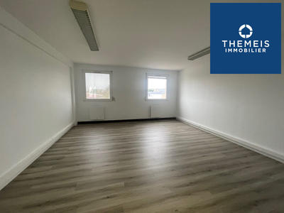 Bureau - 56 m² - 2 pièces