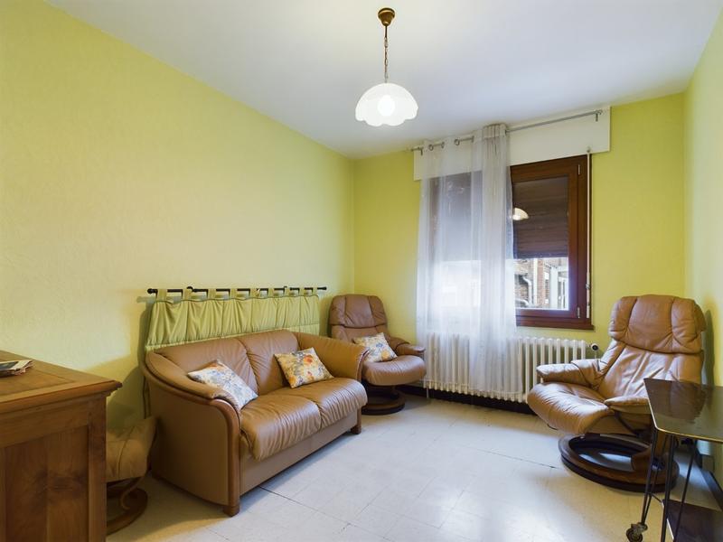 Maison - 253 m² - 10 pièces