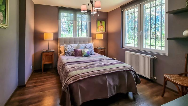 Villa - 378 m² - 11 pièces