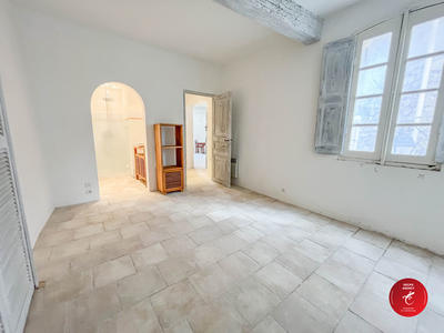 Maison - 219 m² - 10 pièces