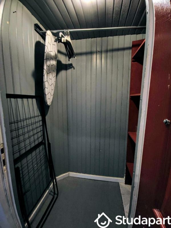 Chambre - 16 m² - 1 pièce