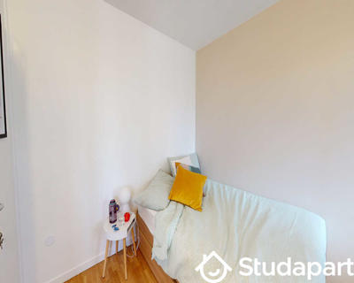 Chambre - 55 m² - 1 pièce