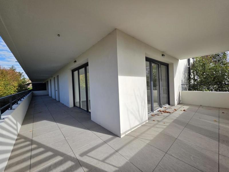 Appartement - 95 m² - 4 pièces