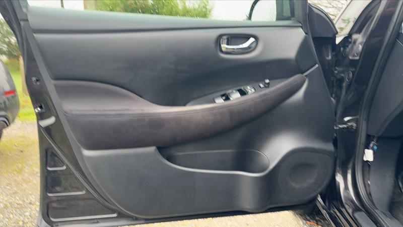 Nissan Leaf 109 30 kWh Business