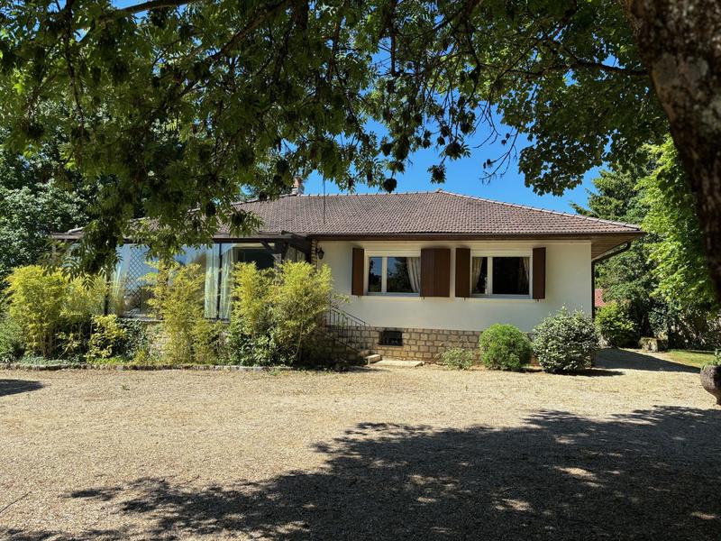 Maison ancienne - 132 m² - 6 pièces