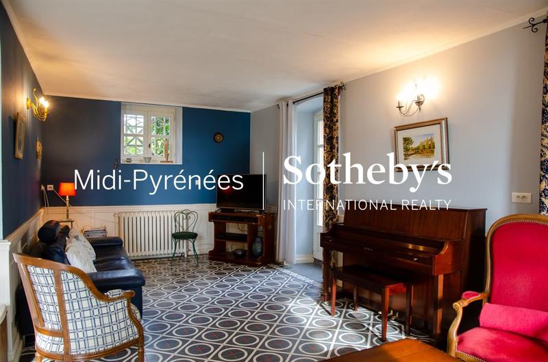 Maison de maîtres - 510 m² - 20 pièces