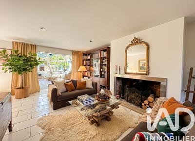 Maison - 168 m² - 6 pièces