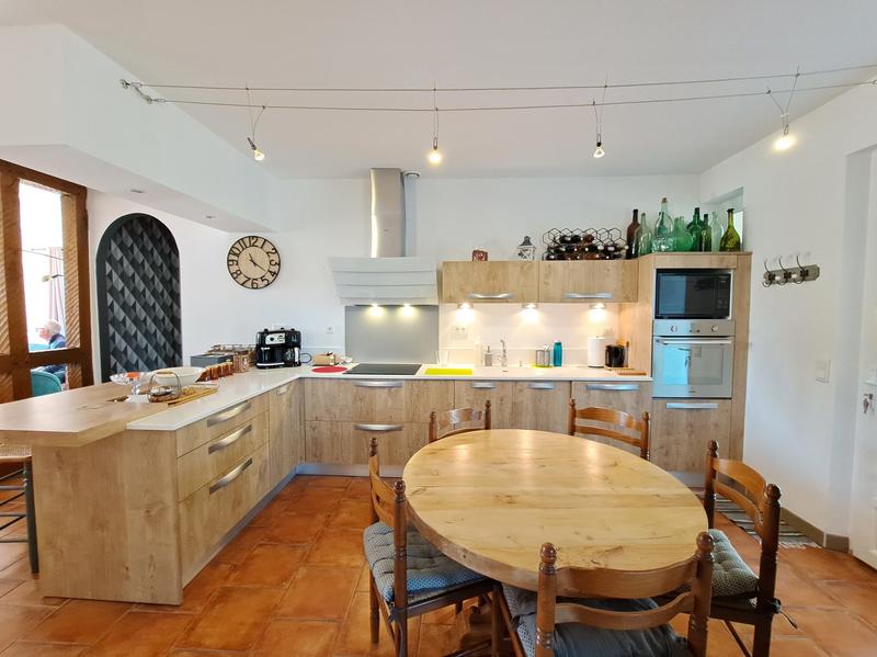 Maison - 185 m² - 7 pièces