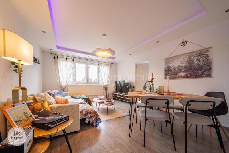 Appartement - 81 m² - 4 pièces