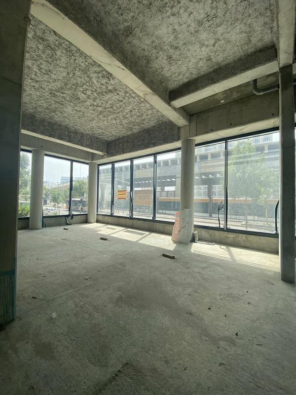 Local commercial - 223 m²