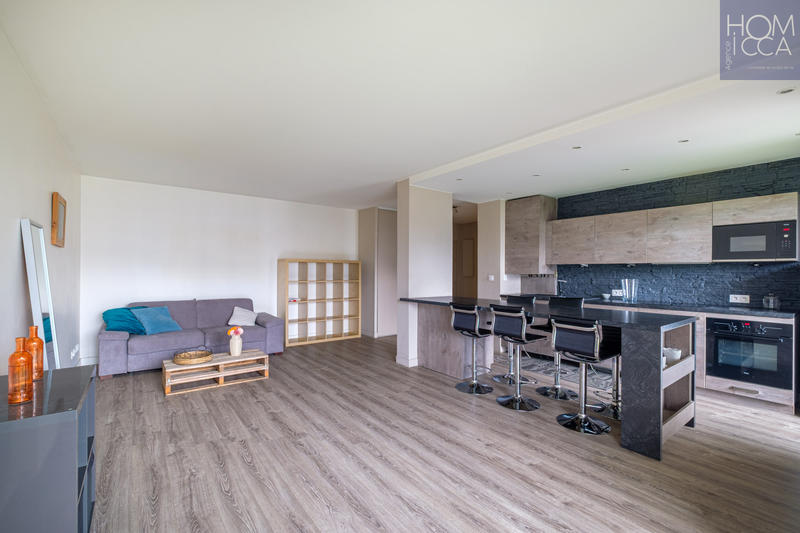 Appartement - 75 m² - 3 pièces