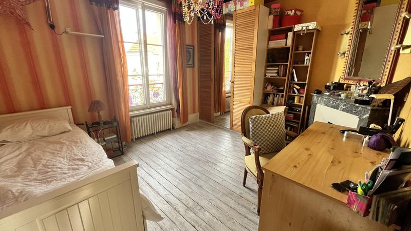 Maison ancienne - 171 m² - 7 pièces